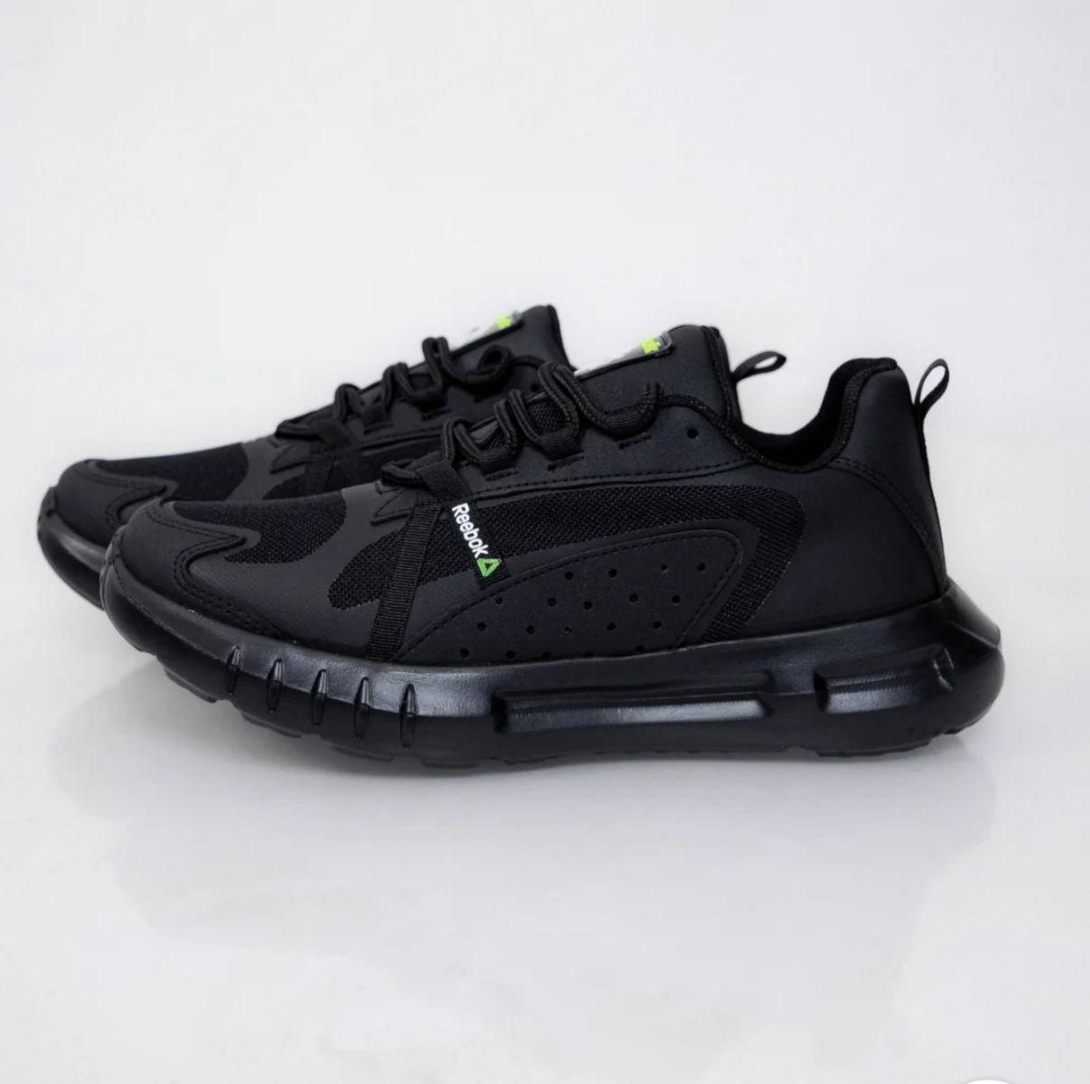 TENIS  REEBOK SUELA ULTRALIVIANA